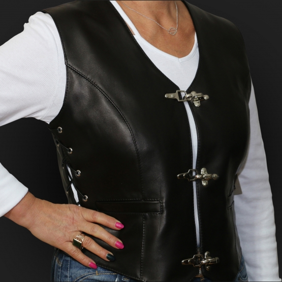 7 Motorbike Leather Vest Women - Image 1